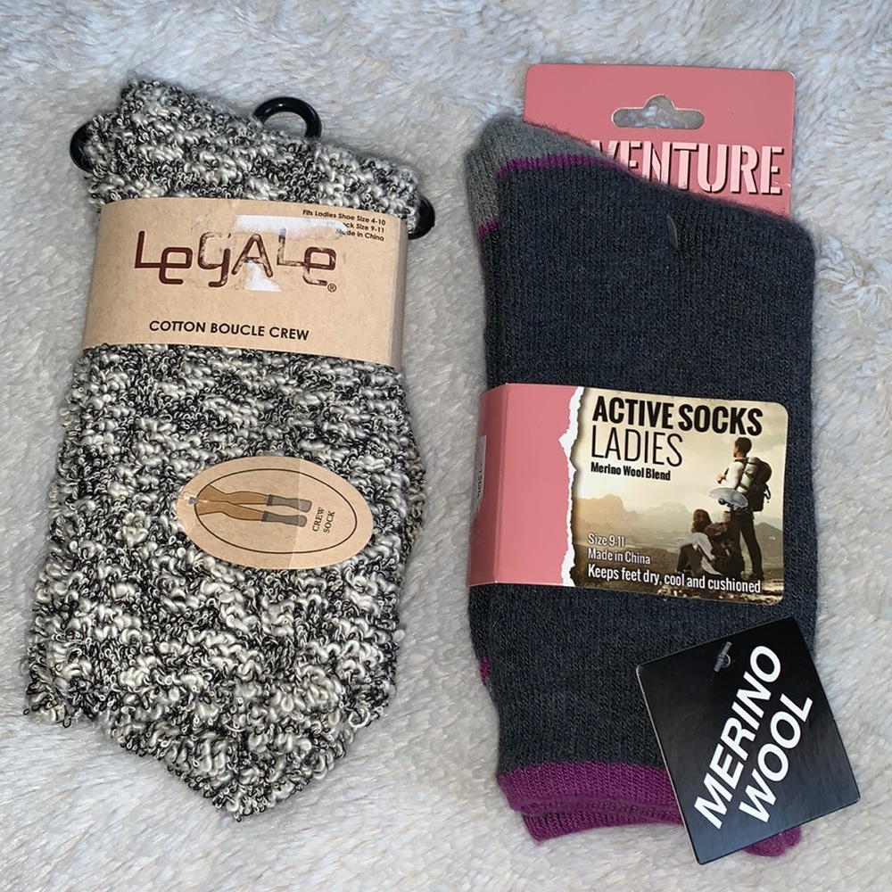NWT 2 Pr. Ladies Crew Socks Legale & Adventure